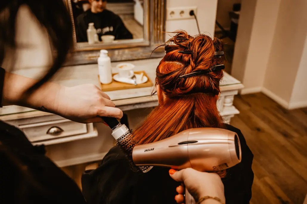 Friseur Naturel Styling